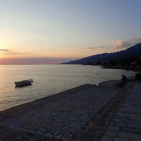 In Starigrad-paklenica 41713 ستاريغغاد باكلينتسا