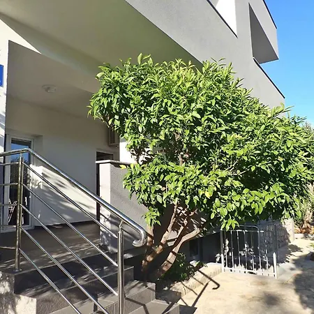 公寓 In Starigrad-paklenica 41713