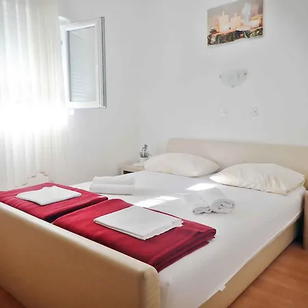 Appartement In Starigrad-paklenica 41713 Starigrad Paklenica