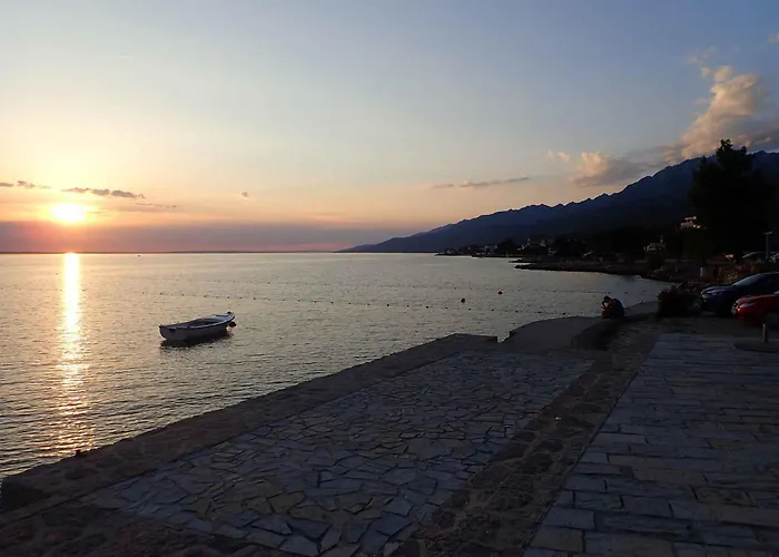 In Starigrad-paklenica 41713 ستاريغغاد باكلينتسا