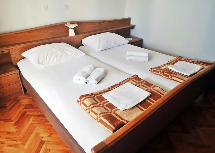 In Starigrad-paklenica 41713 شقة ستاريغغاد باكلينتسا